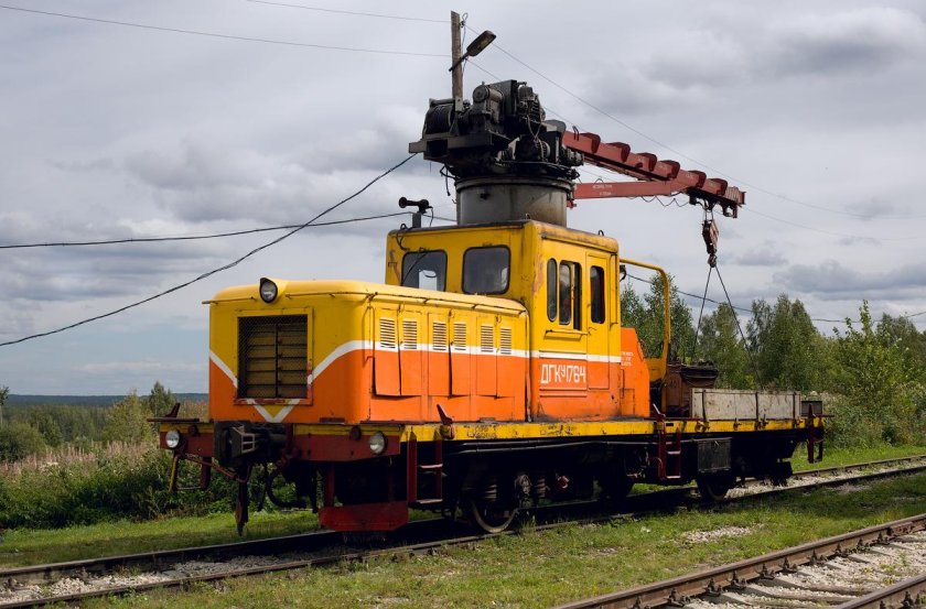 Дрезина Железнодорожная ДГКУ