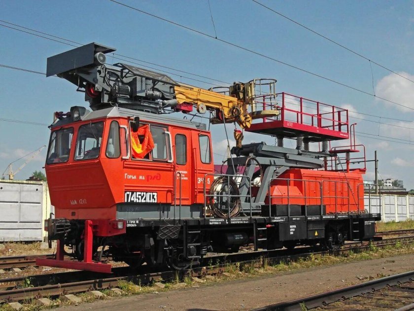 Адм-1 автомотриса