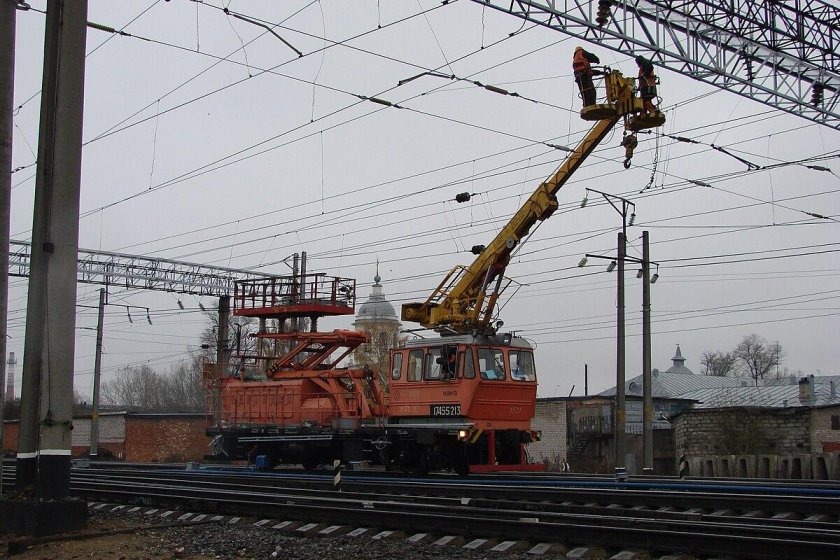 Автомотриса дизельная монтажная 1адм-1.3