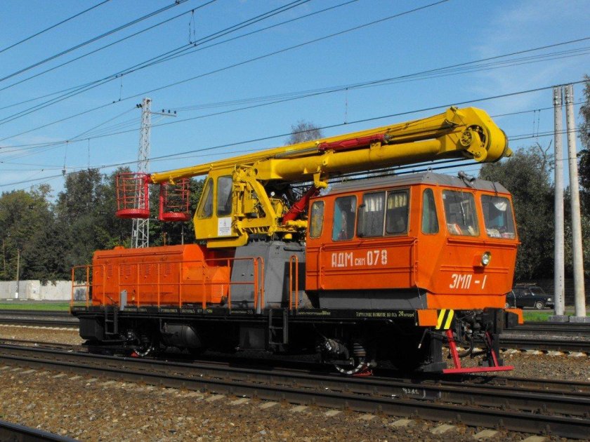 Автомотриса дизельная монтажная адм-1с