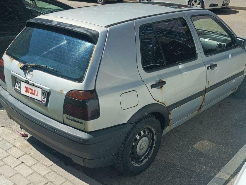 Фольксваген гольф 1995г