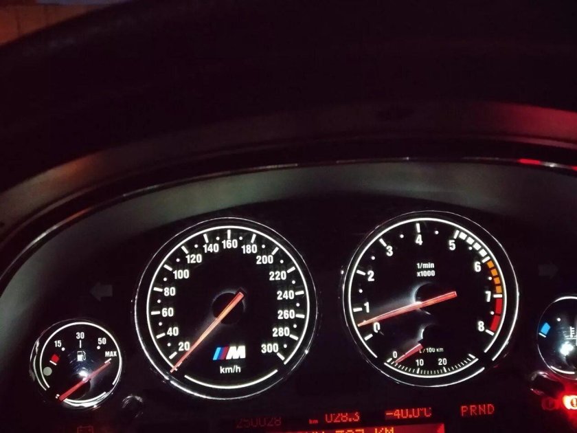 BMW 3 спидометр