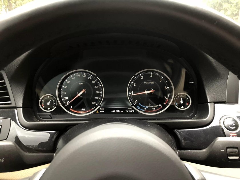 Спидометр BMW 5