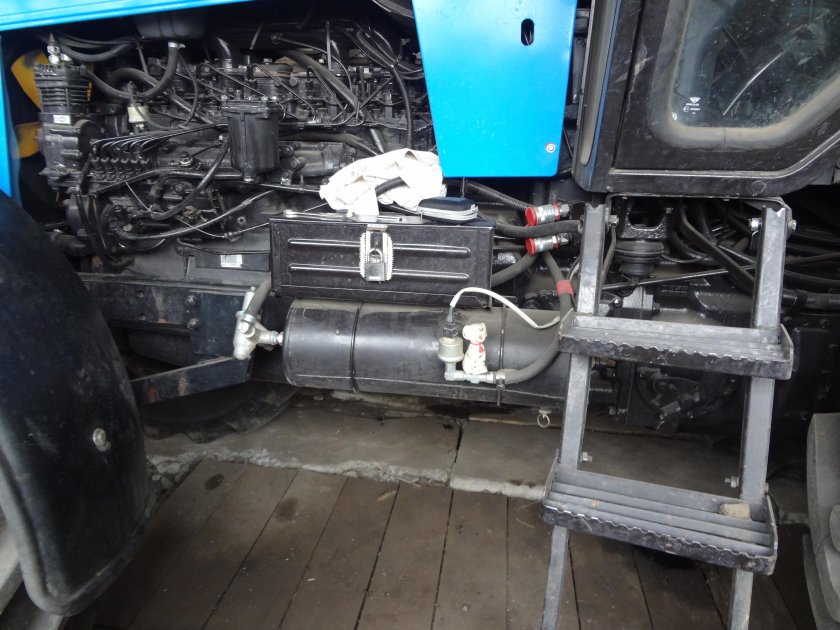 Трактор мтз 82 1