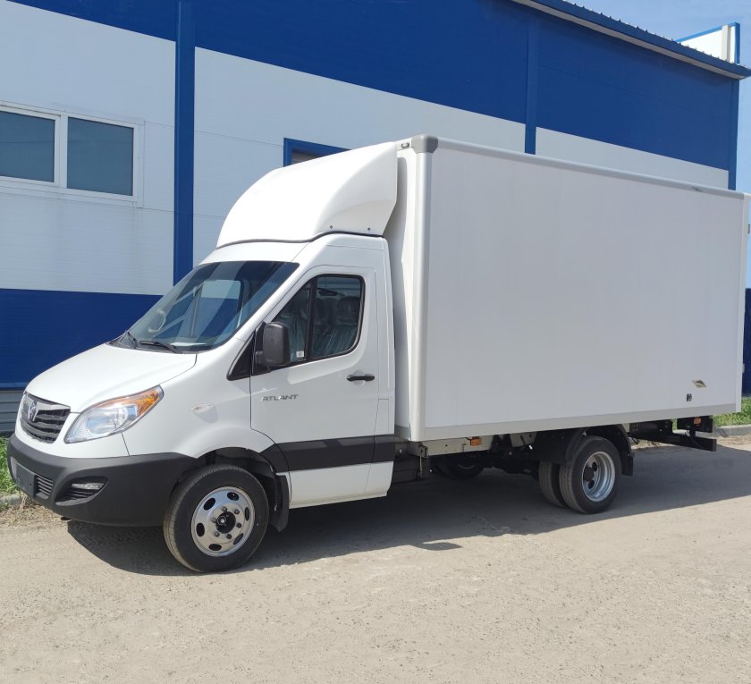 Соллерс Атлант промтоварный фургон