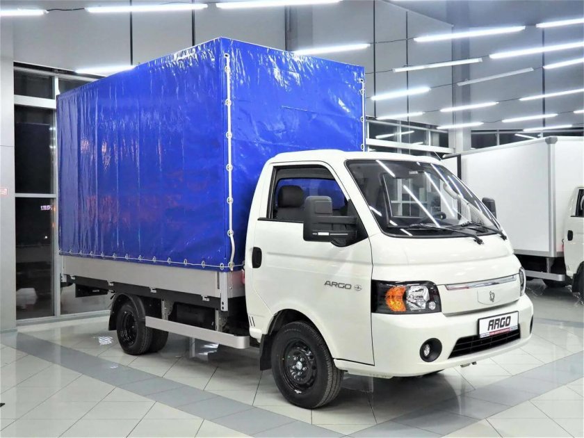 Соллерс Арго бортовой автомобиль