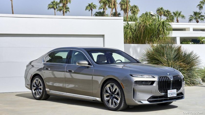 BMW i7 2023