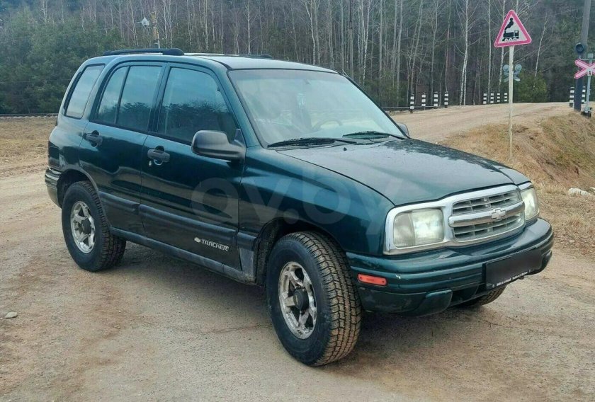 Шевроле трекер 2000г