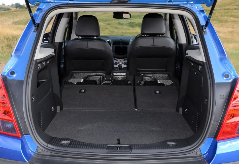 Chevrolet Tracker багажник