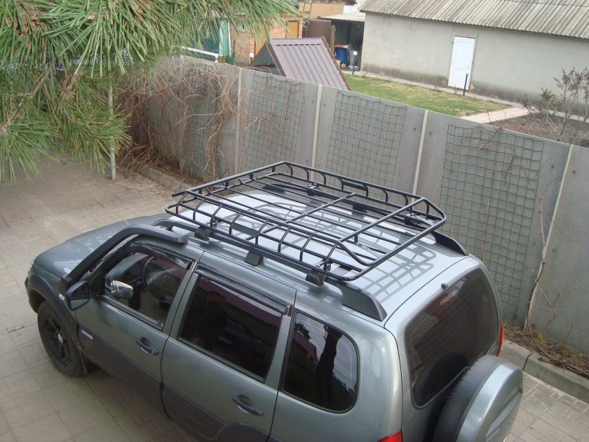Экспедиционный багажник на Шеви ниву