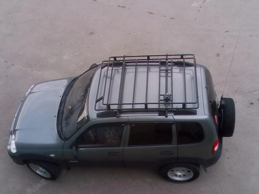 Багажник платформа на ниву Шевроле