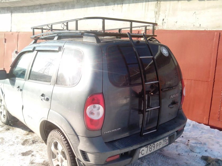 Экспедиционный багажник на ниву Шевроле