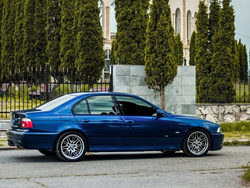 Bmw e39 синяя