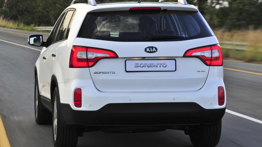 Kia Sorento сзади
