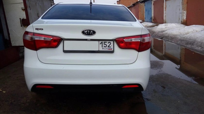 Киа Рио 3 зад