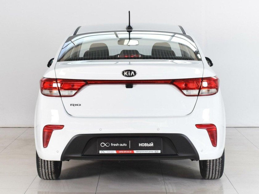 Kia Rio x 2021 белая