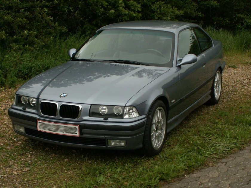 BMW 3 1994