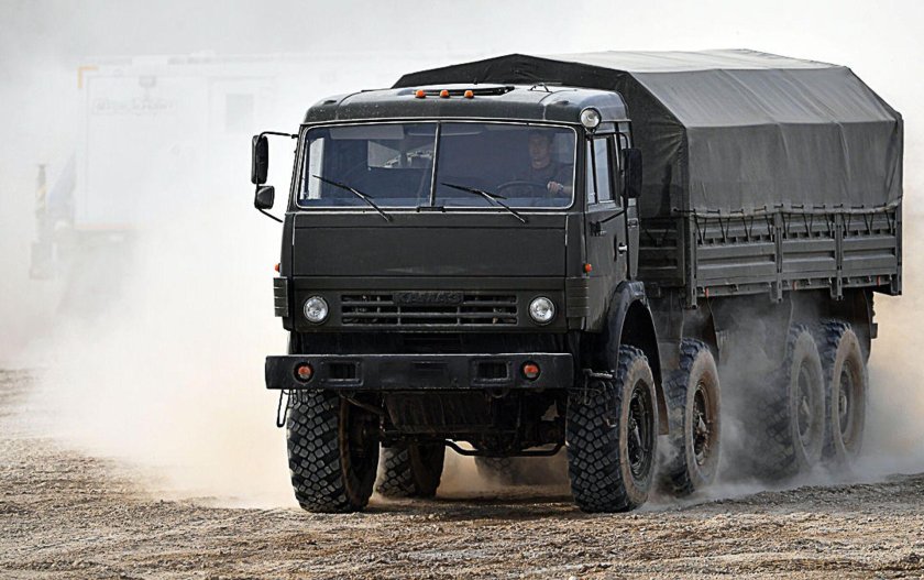 Камаз 43118 военный