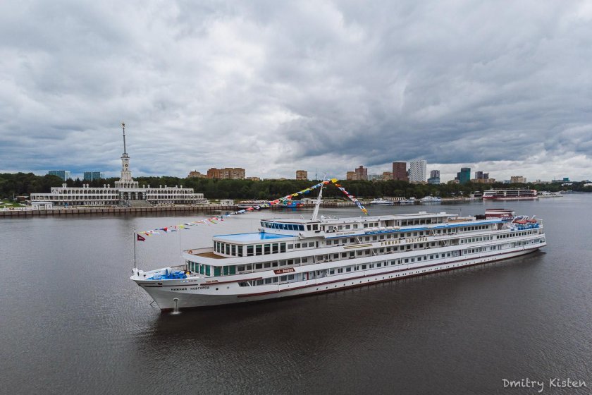 Нижний новгород теплоход