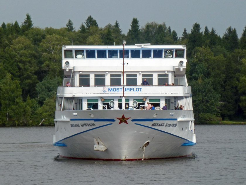 Речной теплоход пр. 301 «Владимир Ильич»