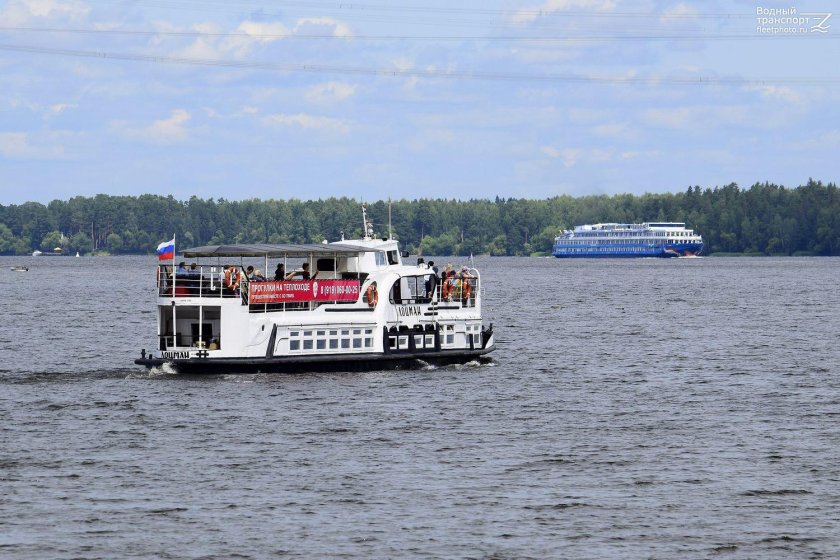 Теплоход Орел