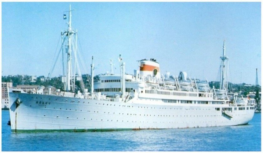 Пассажирский турбоход Советский Союз