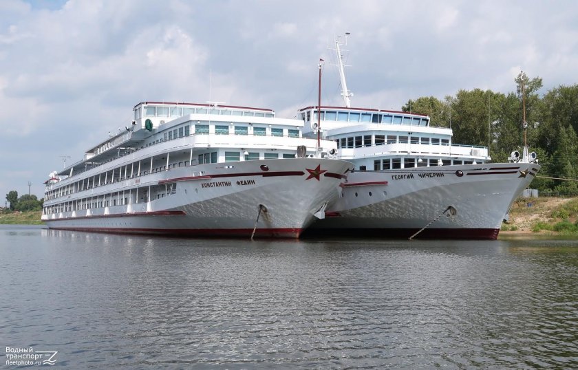 Теплоход Константин Федин