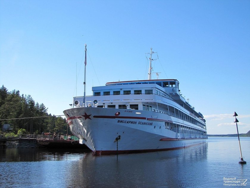 Виссарион Белинский теплоход