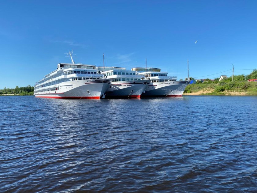 Зосима Шашков теплоход