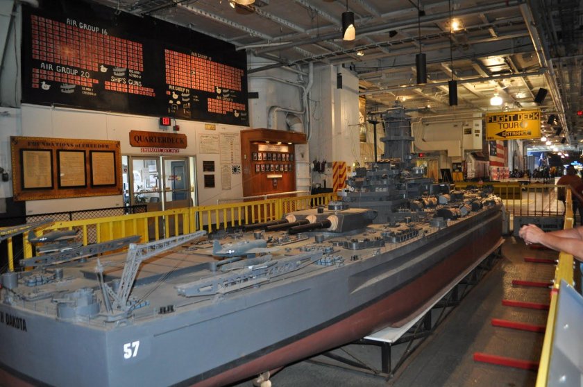 Линкор Лексингтон