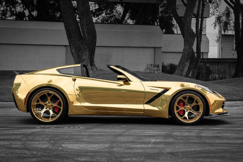 Chevrolet Corvette c7 Gold
