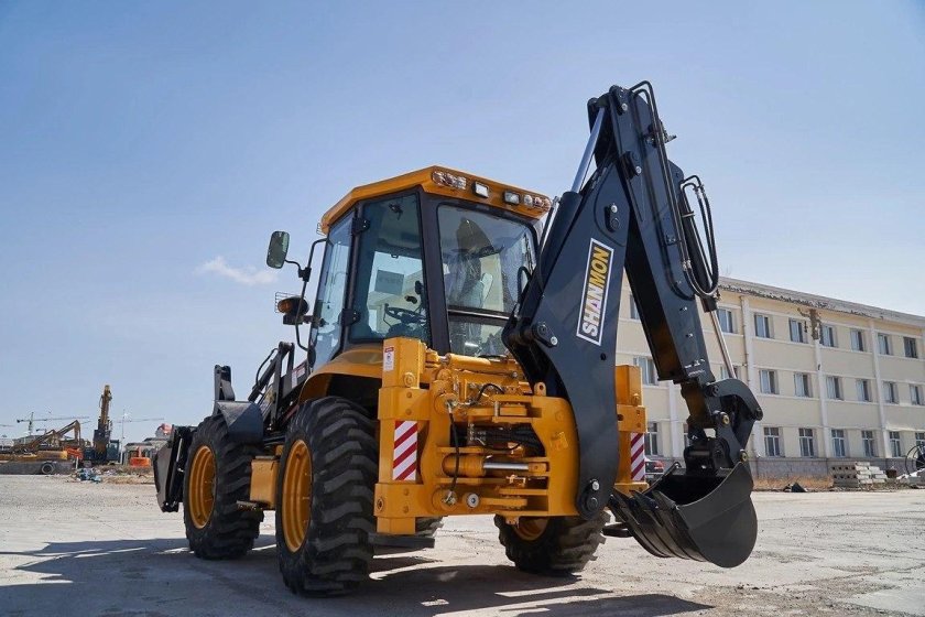 Экскаватор-погрузчик shanmon