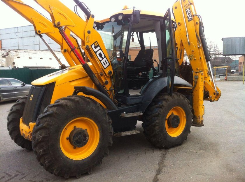 Экскаватор-погрузчик JSB 4cx