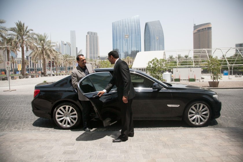 Бизнесмен в машине