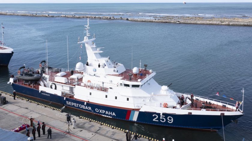 Пограничный сторожевой корабль проекта 10410 светляк