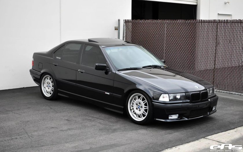 BMW e36 sedan Black