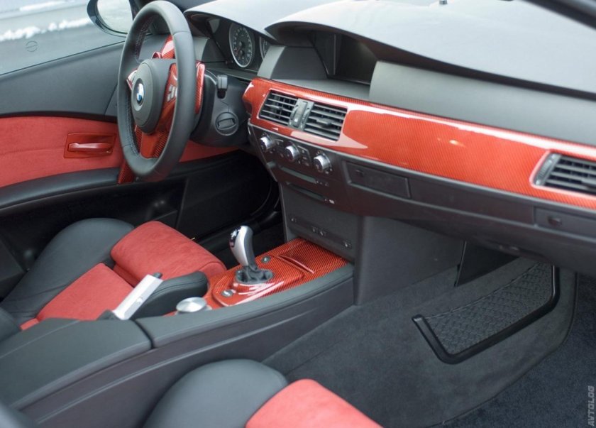 BMW 5 e60 салон