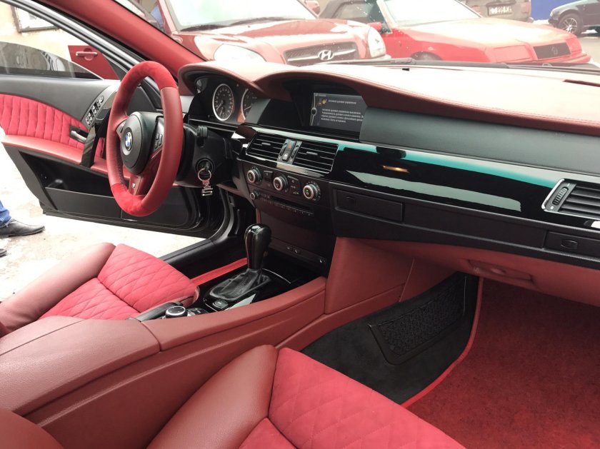 Красный салон БМВ е60