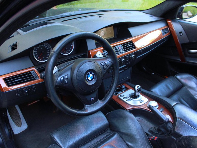 БМВ м5 e60 салон