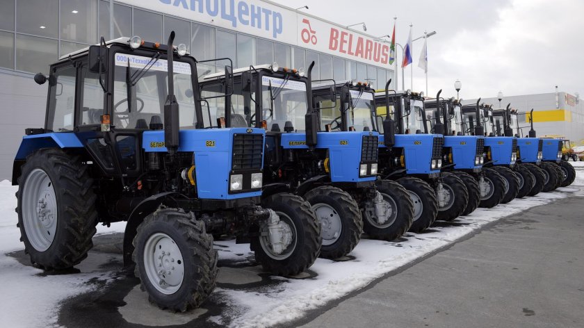 Трактор "Беларус-82.1" (МТЗ)