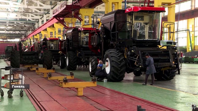 Комбайн гомсельмаш