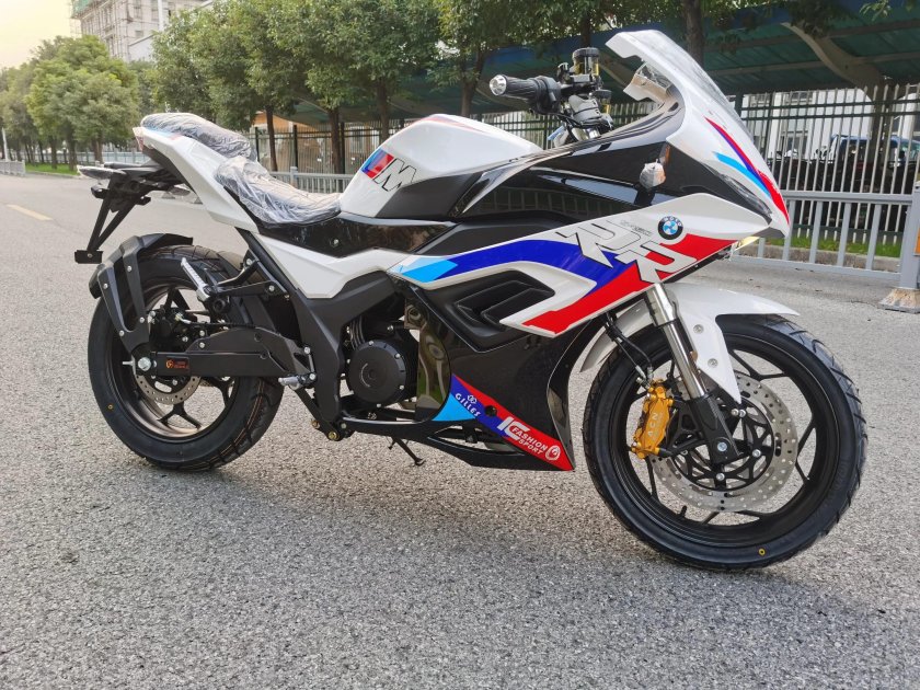 BMW Gonchi Formila 3 Nechi km/h chiqadi