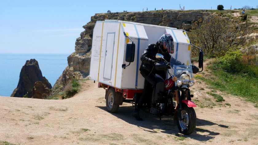 Автодом с мотоциклом