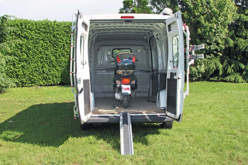 Автодома с гаражом