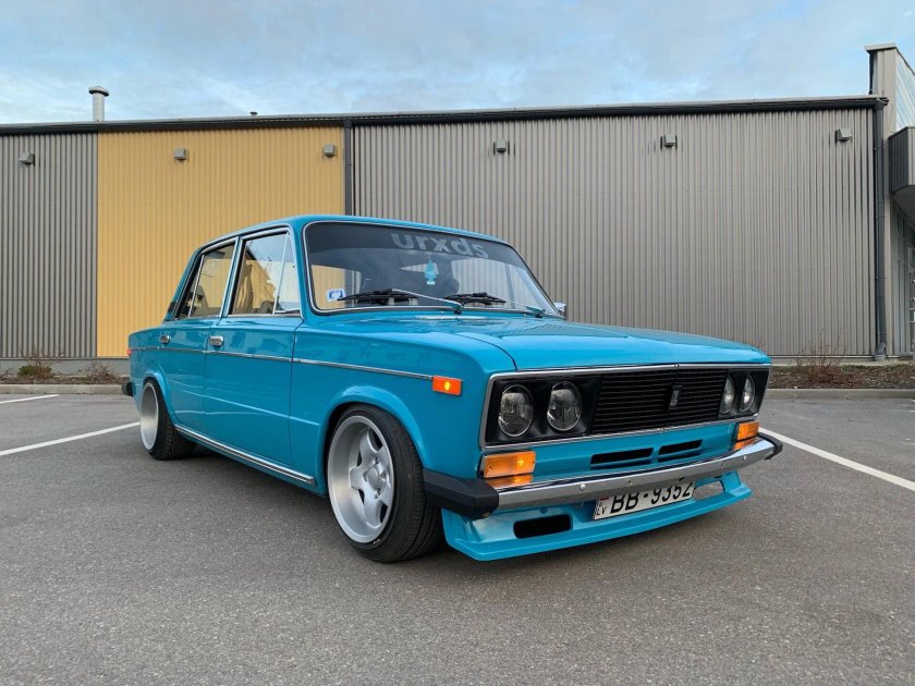 ВАЗ 2106 бирюзовая