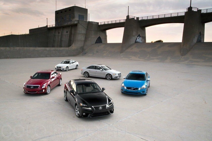 Мерседес Тойота БМВ