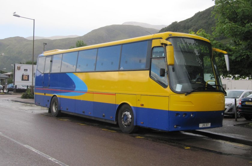 Автобус Бова