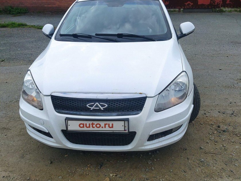 Автомобиль chery