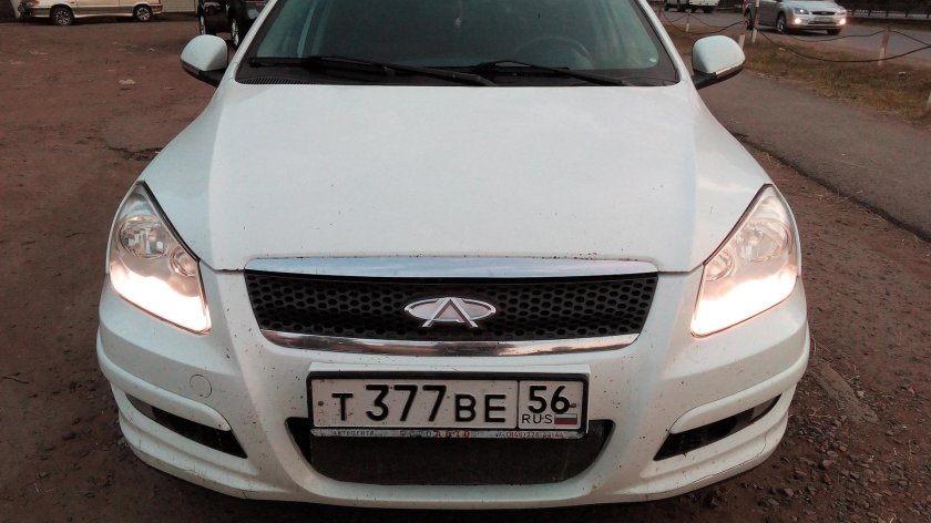 Chery m11 белая