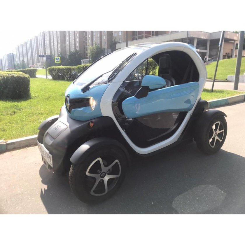 Renault Twizy электромобиль